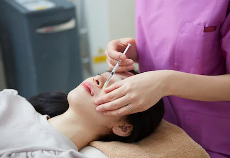 医師による手打ち注射