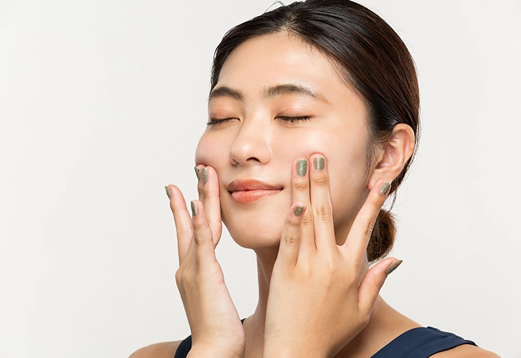 顔のマッサージ